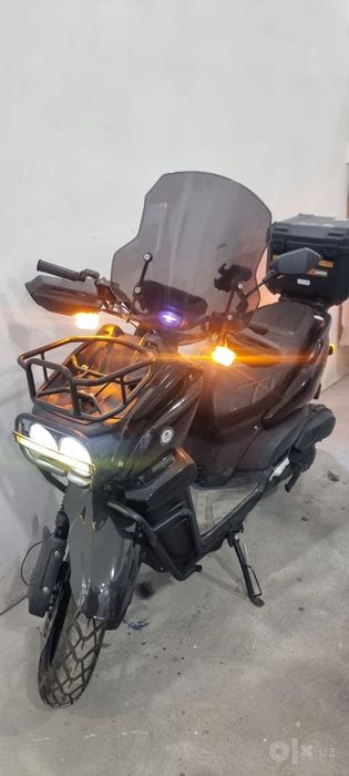 Elektromoto Skuter