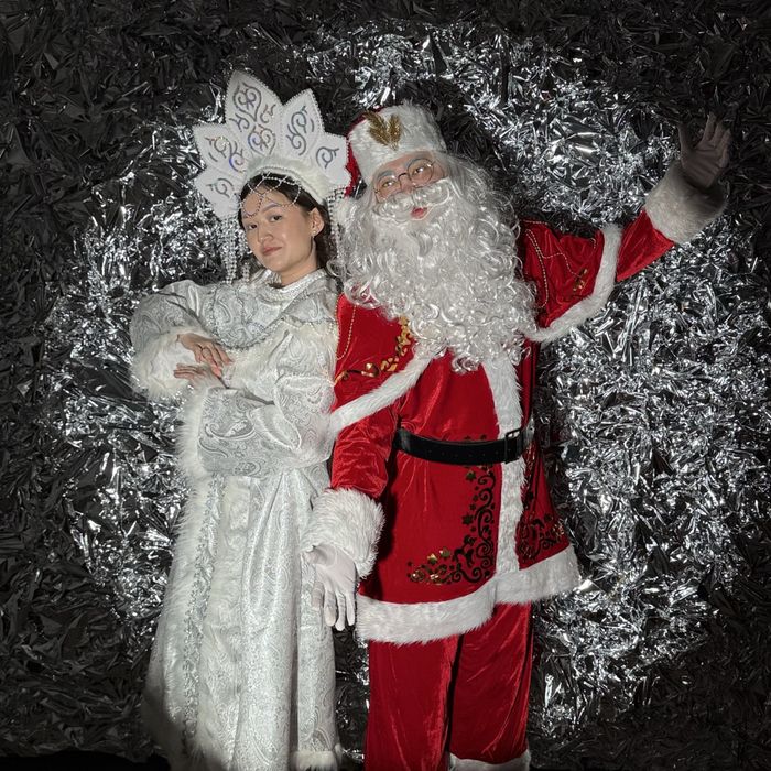 Дед Мороз и Снегурочка