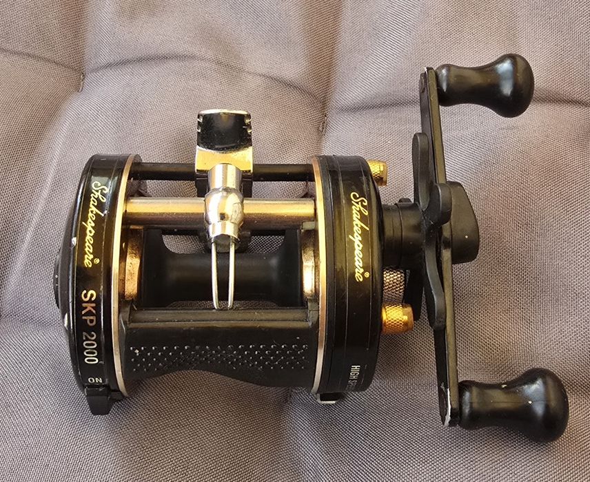 Mulineta baitcasting Shakespeare