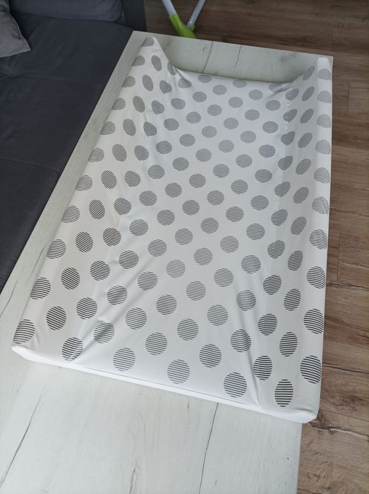 Твърда подложка за повиване/Повивалника Loreli