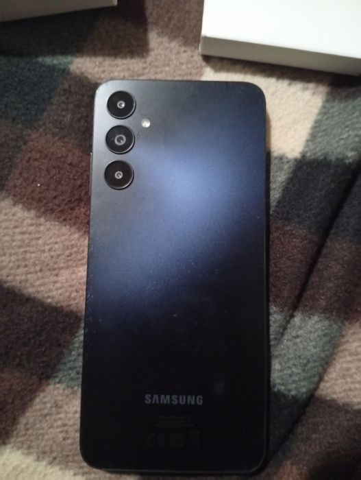 Продавам Samsung a05s