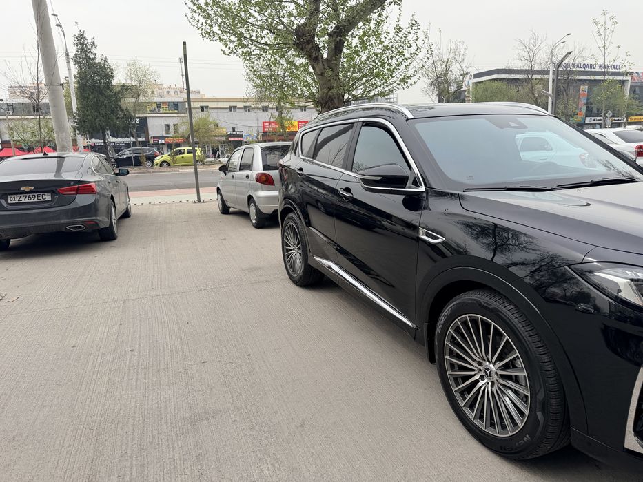 Прадается машена