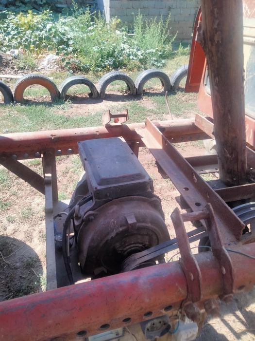 Traktor. Pat pat