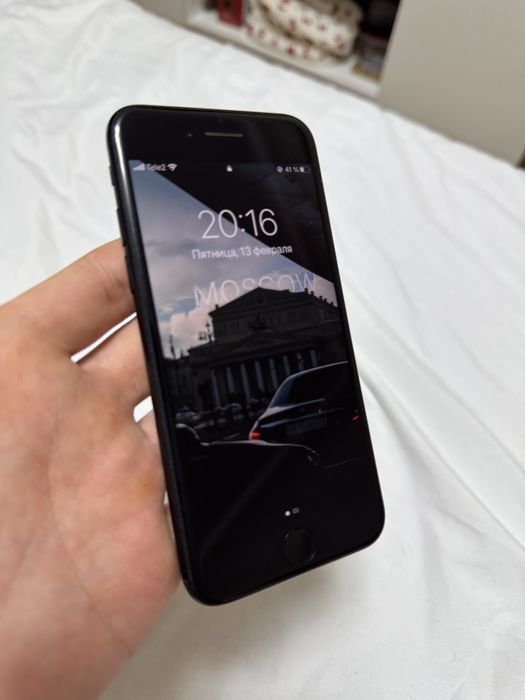 Продам айфон 7,с новым акб в комлекте
