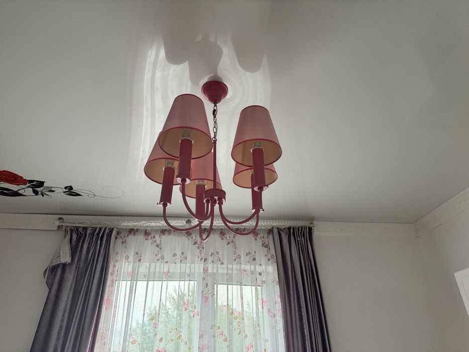 Люстра для детской комнаты