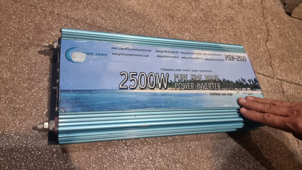 Invertor pur sinus 2500W