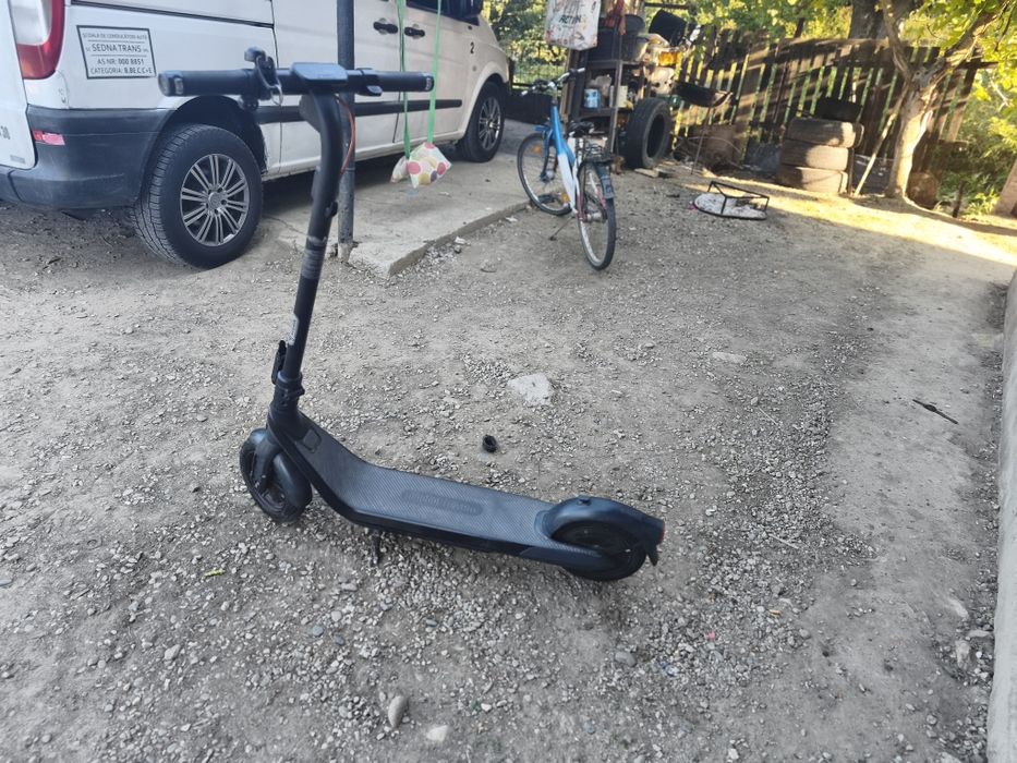 Vând trotinetă ninebot e2Pro