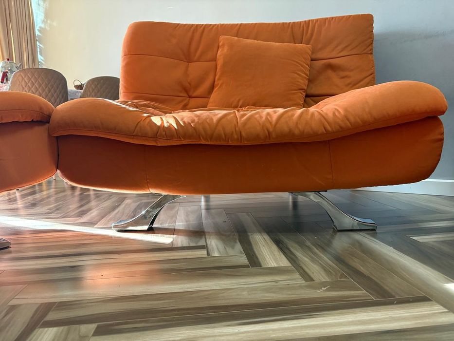 Продам диван с креслами