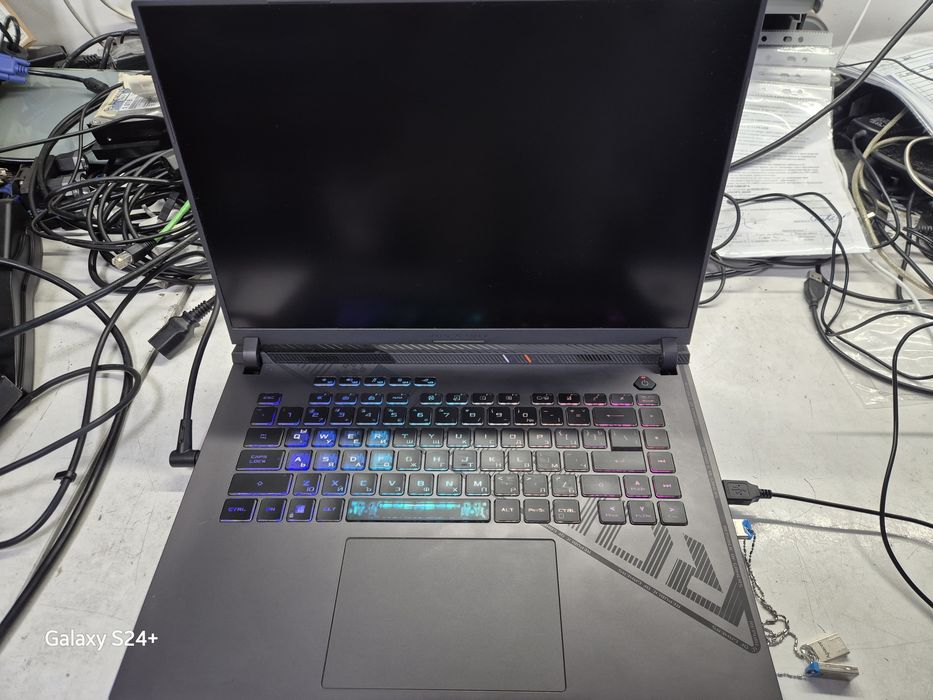 Asus ROG Strix g614j