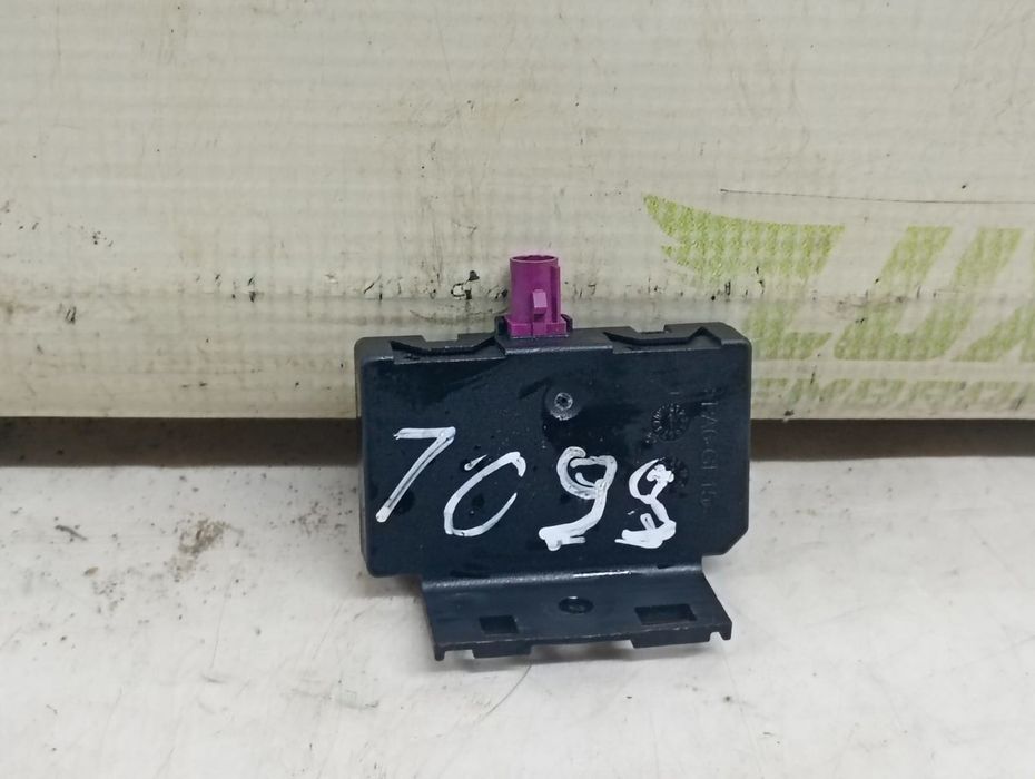 Amplificator antena 282122683R Dacia Logan 3 (2020 - 2024) 1.0 tce  H4D480 H4D480