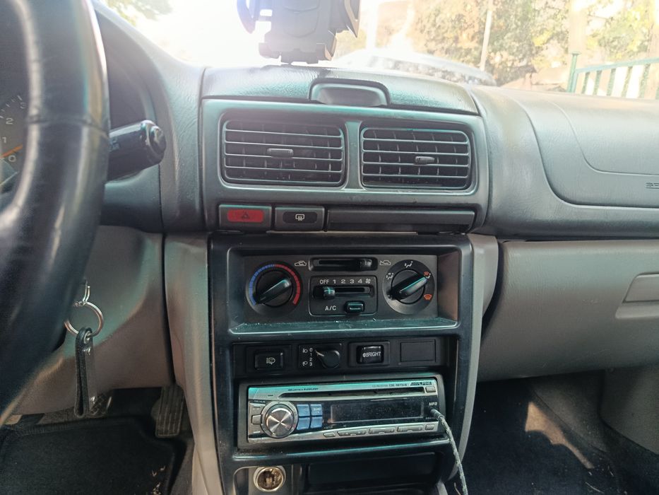 Subaru forester 1999 2t 170кс