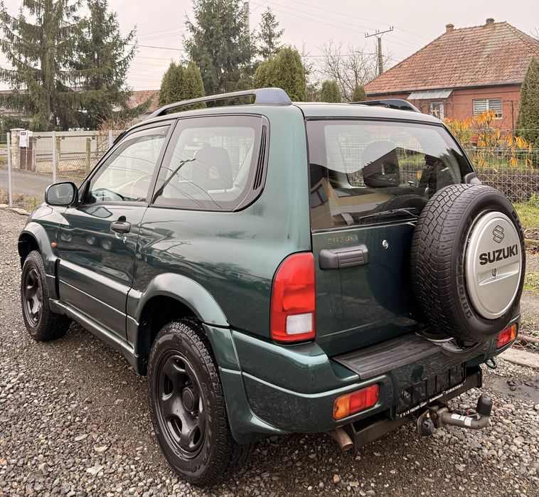 Suzuki Grand Vitara 1.6i 16V 4x4 mic\Mare 2004