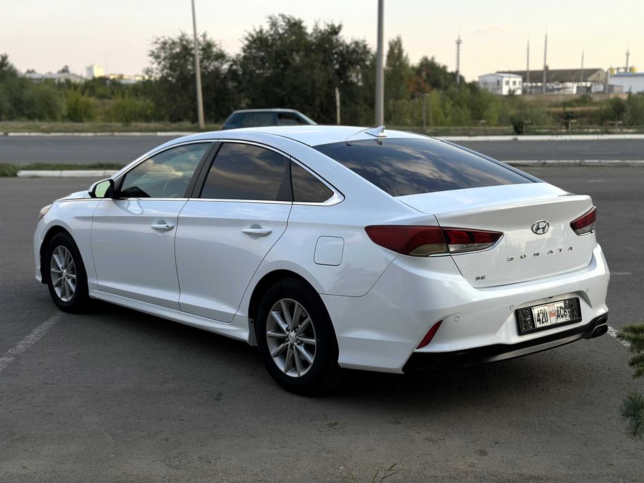 Hyundai Sonata SE