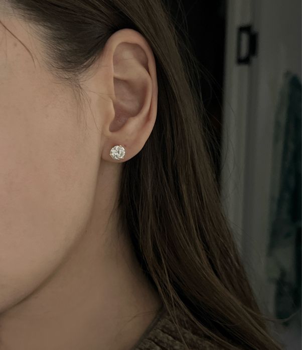 Серьги пусеты Moissanite 2ct