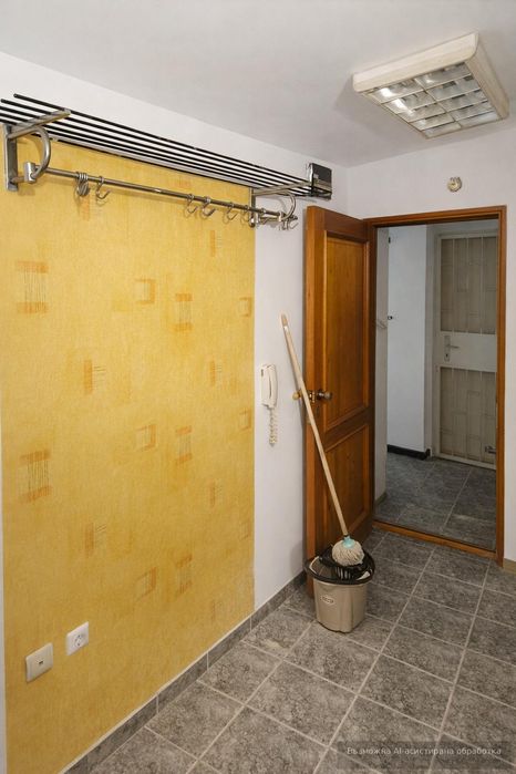 Продава се Едностаен апартамент в Бургас, Възраждане - 25 кв.м за 2280 €/кв.м - Снимка #3