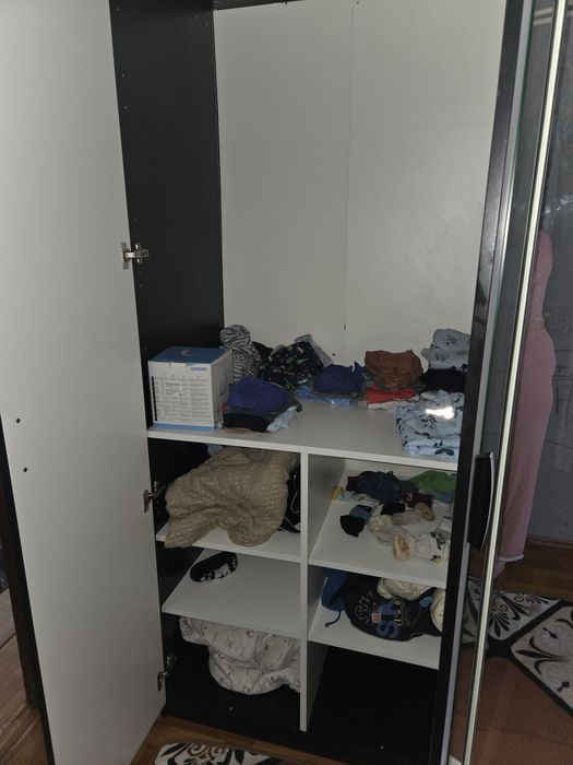 Продам шкаф для одежды