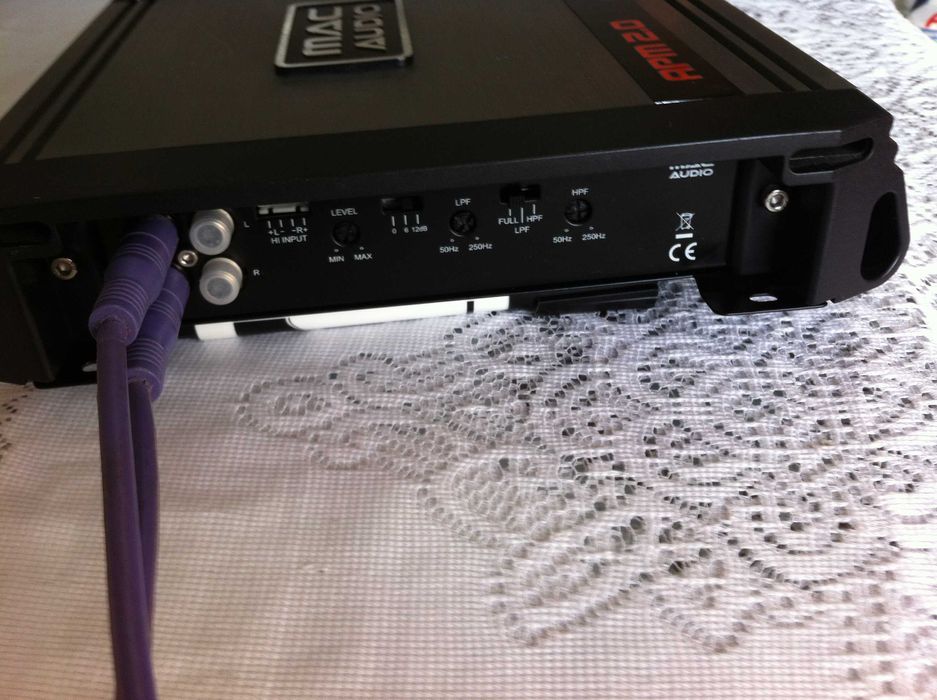 Amplificator Renegade/Alpine MRH-T305 /Mac Audio max 500W (statie