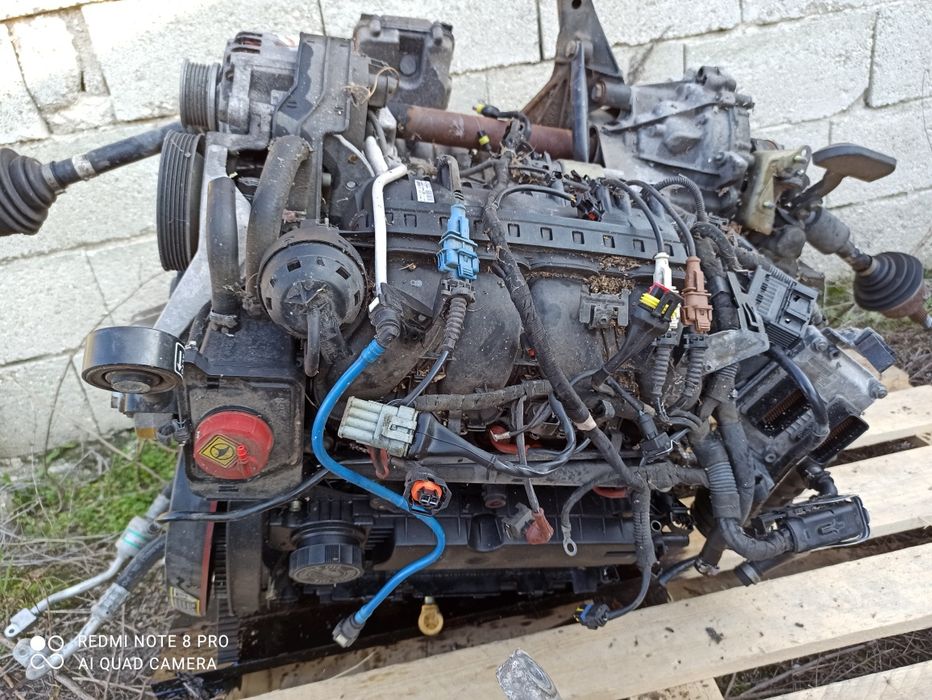 Продавам двигател Алфа Ромео 1.8 16v AR32310