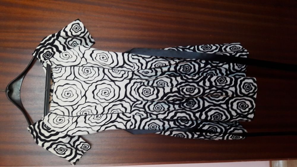 Различни модели рокли