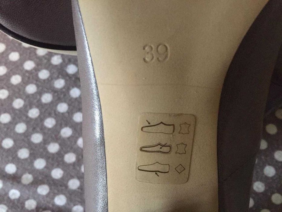 Туфли  кожа 38- 39 раз.