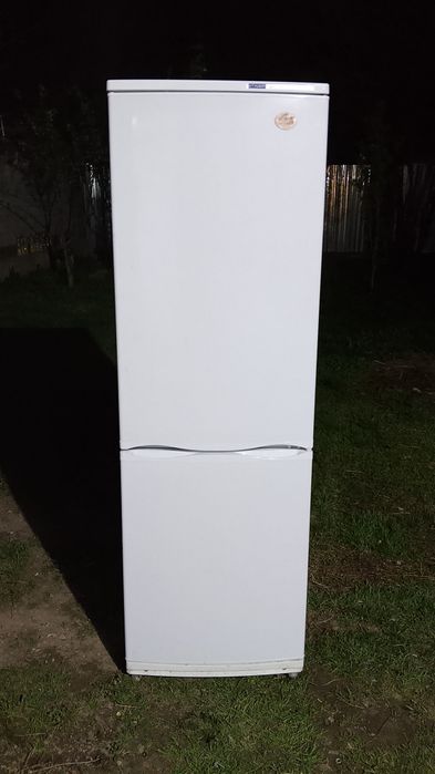 Холодильник Атлант с достовкой