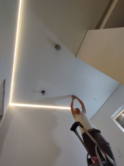 Натяжные потолки