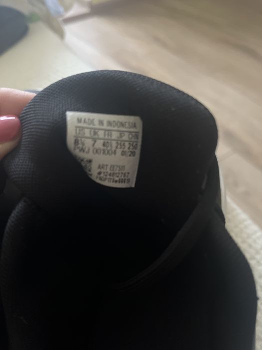 Маратонки adidas