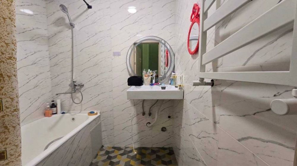 Бабура Новостройка ЖК “ZARAFSHAN CITY” 3 комнатная 5 этаж, 77м2. Евро.