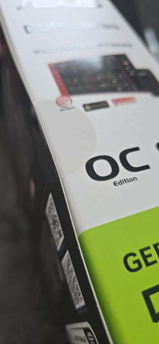 Asus 8Gb Dual OC GDDR7 Noua Sigilata
