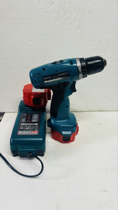 Masina gaurit insurubat Makita  6270D