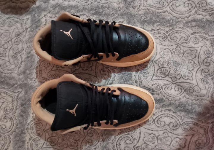 Nike jordan- foarte bunu