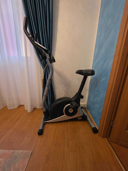Bicicleta magnetic bike