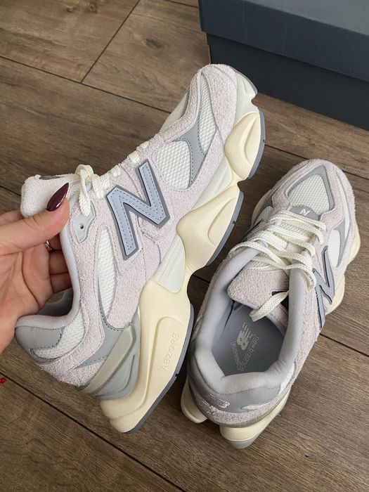 New Balance 9060 размер 43