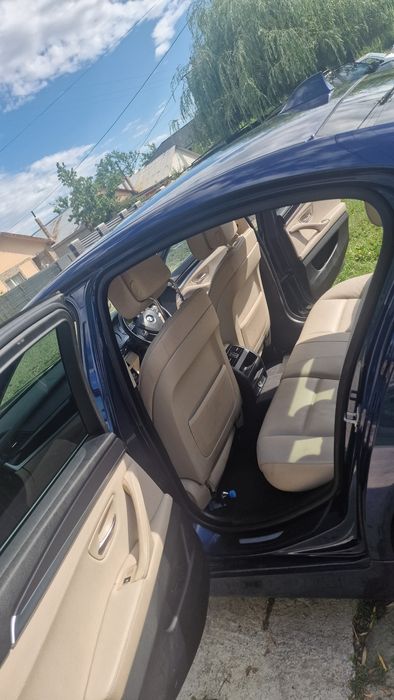 BMW 5 Series 2012 — imagine 4