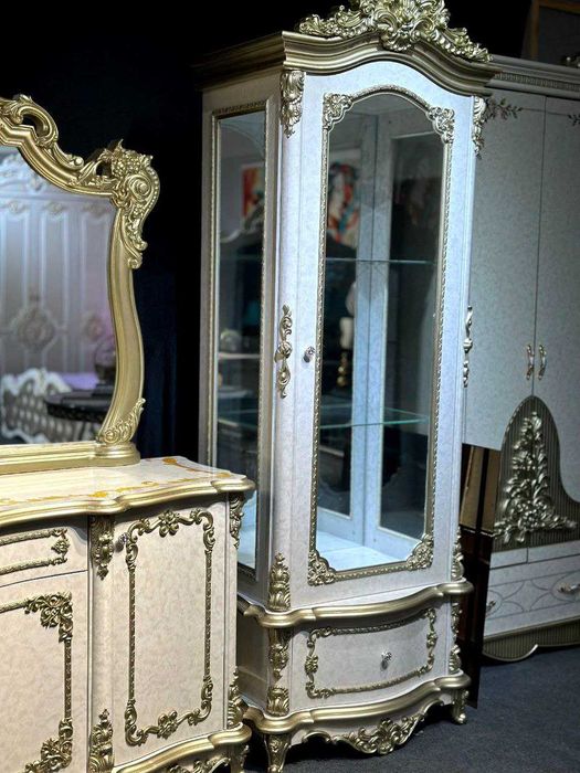 мебель б/у (гостиная) Мдф крашенный кашмебель фирма