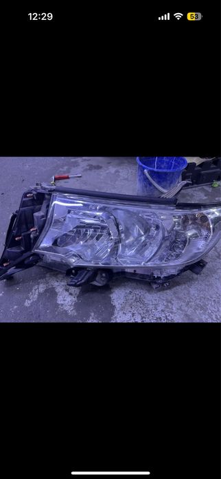 Продам фару от прадо
