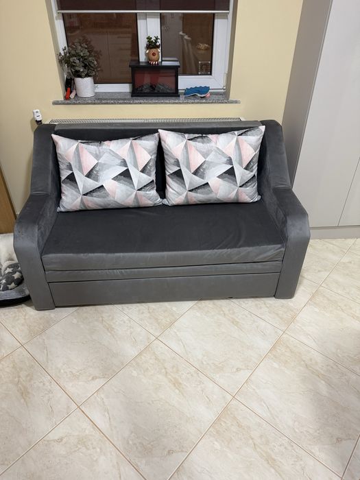 Canapea extensibila 2 persoane