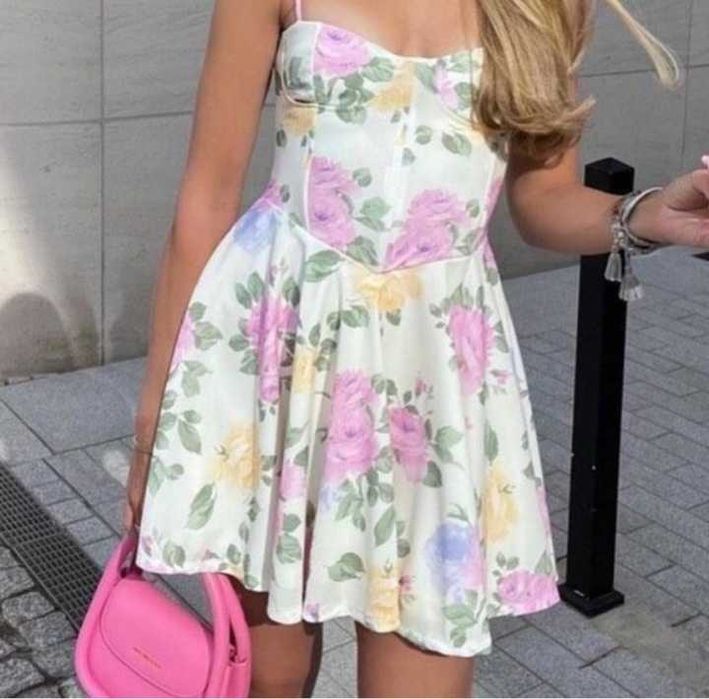 Мини рокля ZARA,неносена