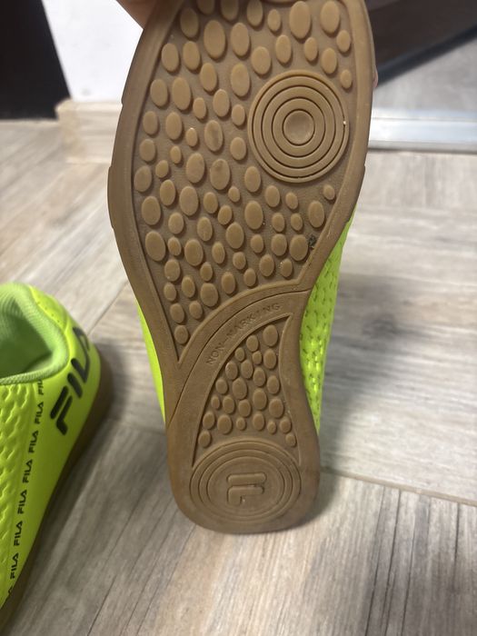Ghete de fotbal Fils in condiție perfecta marimea 37