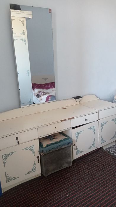 Спальный, 2шкафы,2 тумбочки тримо и стульчик