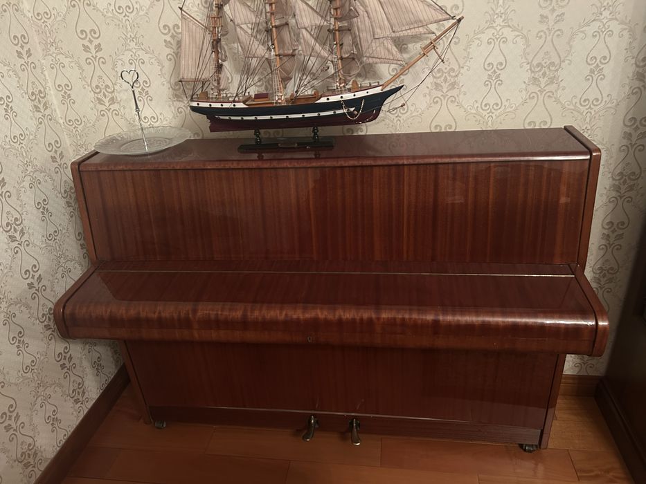 Фортепиано geyer