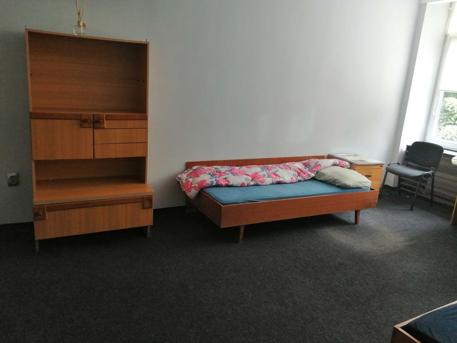 Дава се под наем Хотел в София, Дружба 1 - 30 кв.м за 10.2 € - Снимка #3
