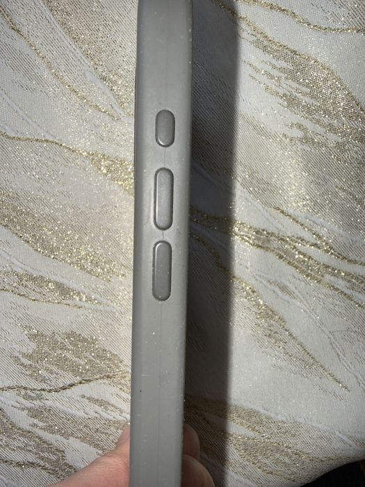 Продам Чехлы на iphone 15 pro