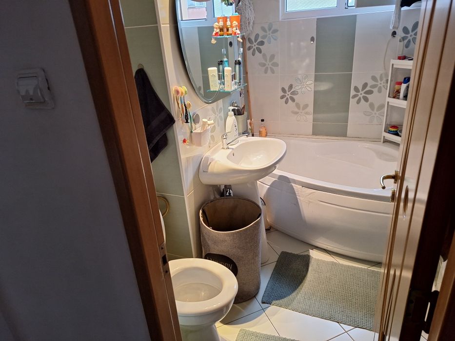 Apartament de închiriat