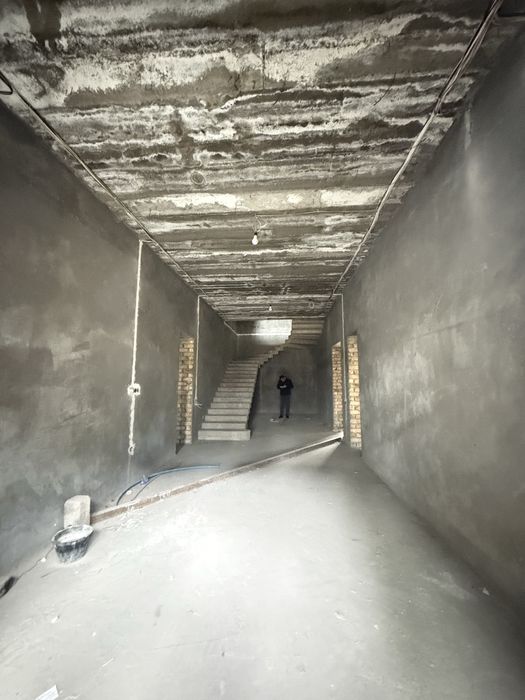 Sayoxatda Katedj sotiladi