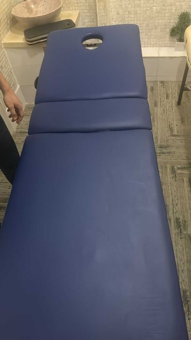 Продам массажную кушетку