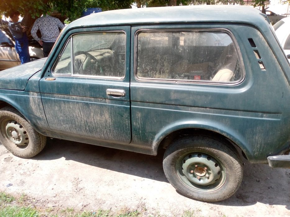 Niva urbon sotiladi 2121 niva