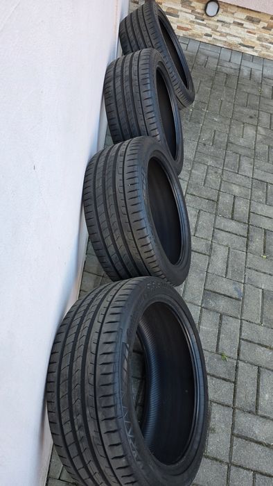 Anvelopele 245 40 R18 -  DOT 2025 - 7.3 mm