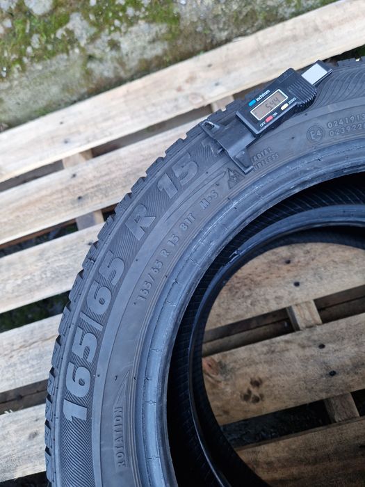 2anvelope iarna 165 65 15 Semperit