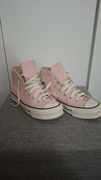Tenesi Converse fete